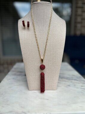 Talbots Ruby Crystal Bauble Red Beaded Tassels Gold Tone Long Necklace Sparkles
